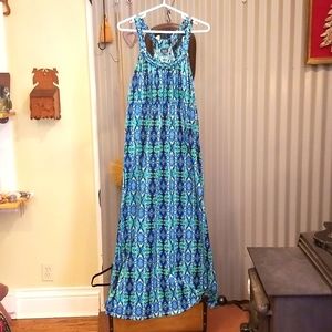 Maxi dress XL all polyester New without tags Perfect condition!
